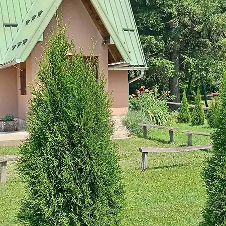 Planinska Idila Oslusa バイナ・バシュタ